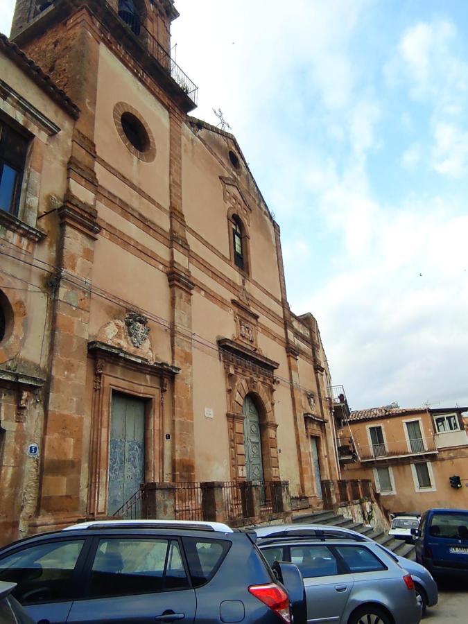 B&B Con Cucina La Ninfea Caltagirone Exteriör bild