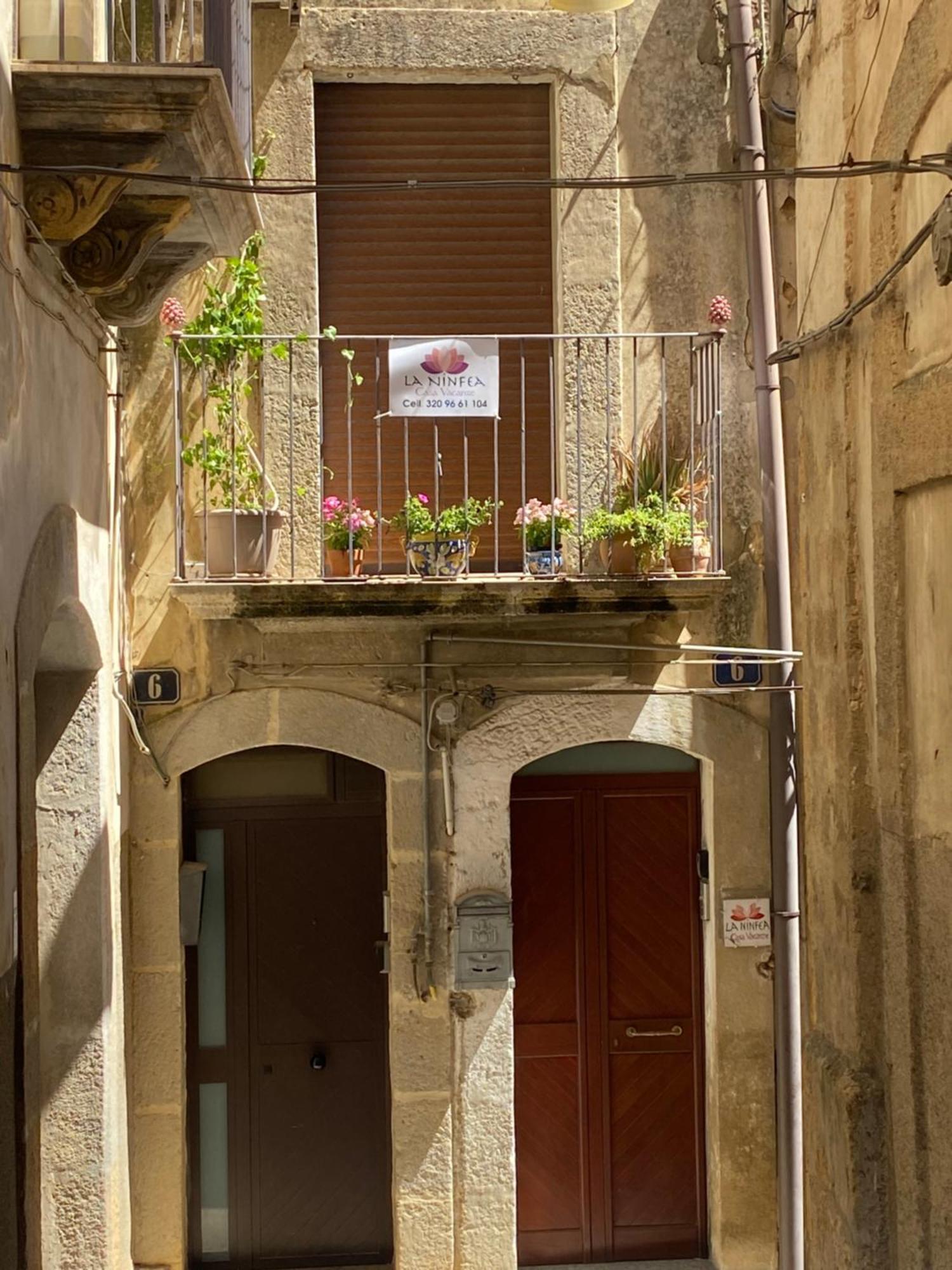 B&B Con Cucina La Ninfea Caltagirone Exteriör bild