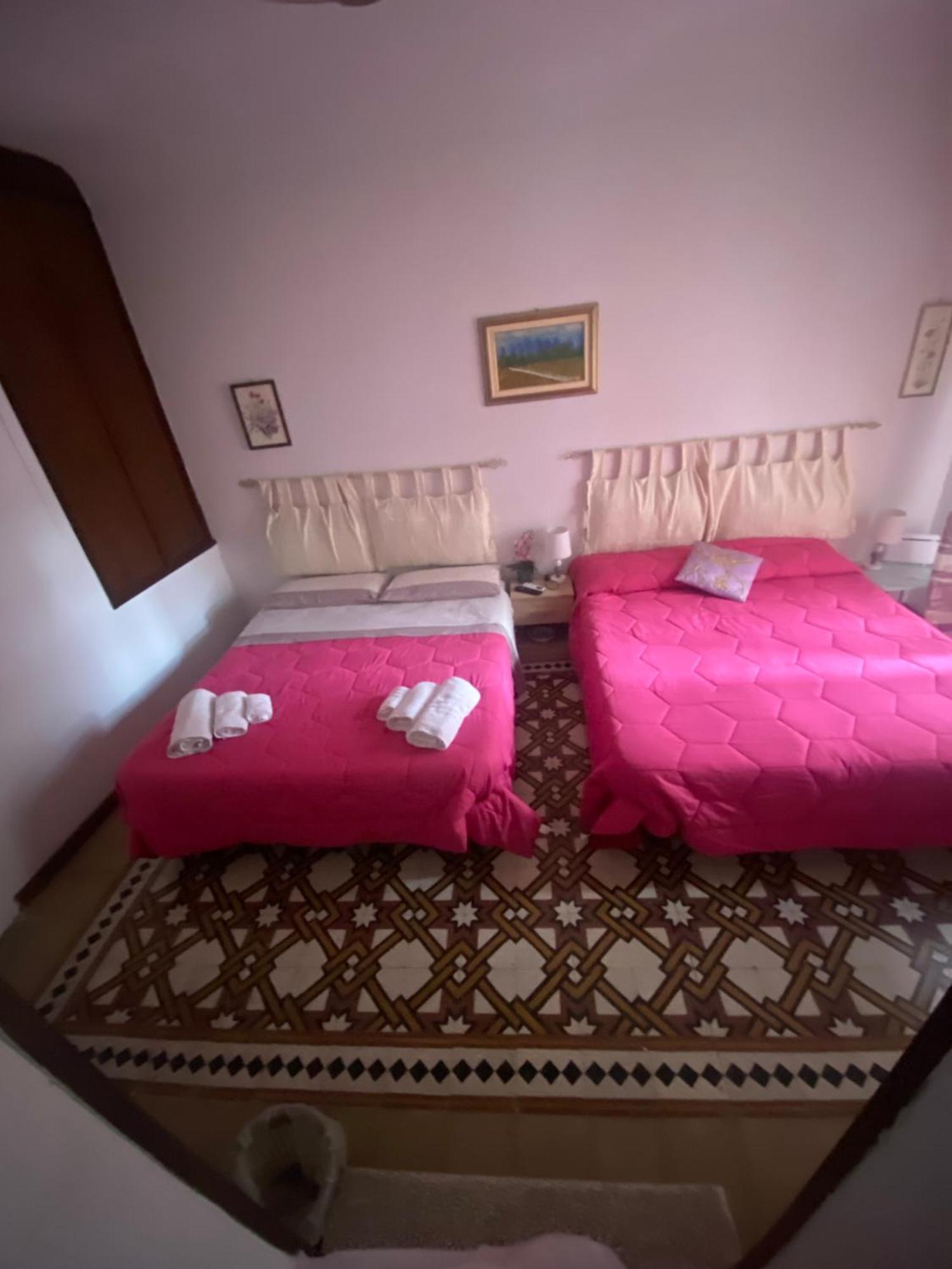 B&B Con Cucina La Ninfea Caltagirone Exteriör bild