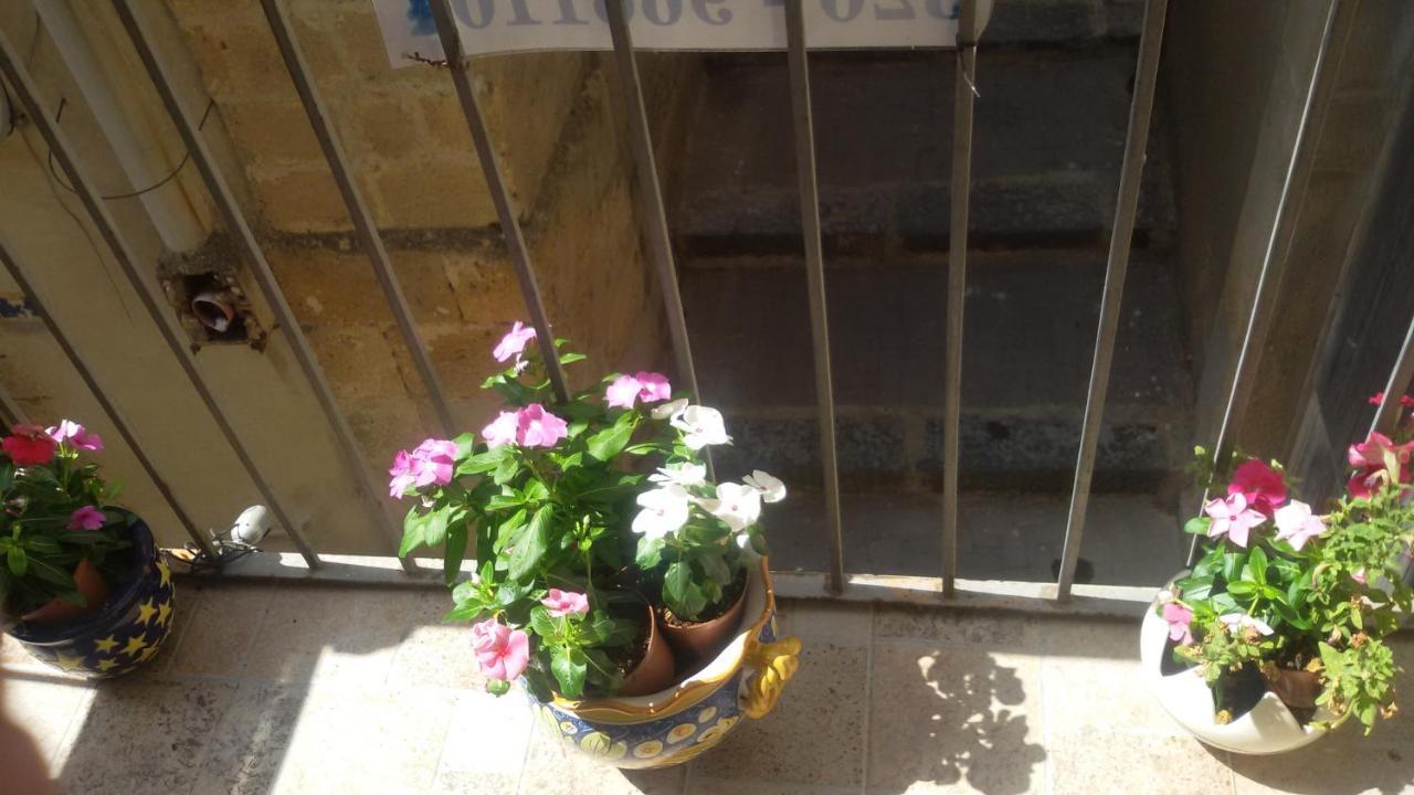 B&B Con Cucina La Ninfea Caltagirone Exteriör bild